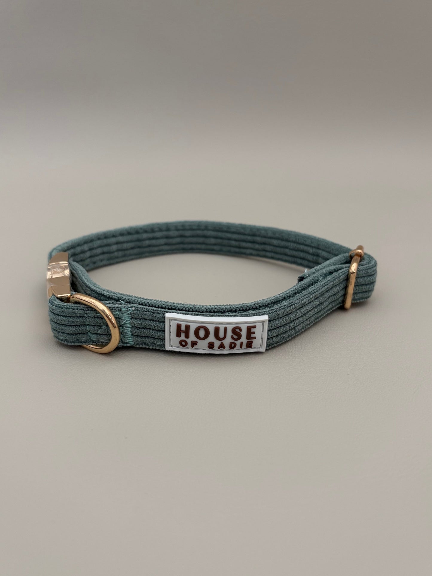 Sage // Collar